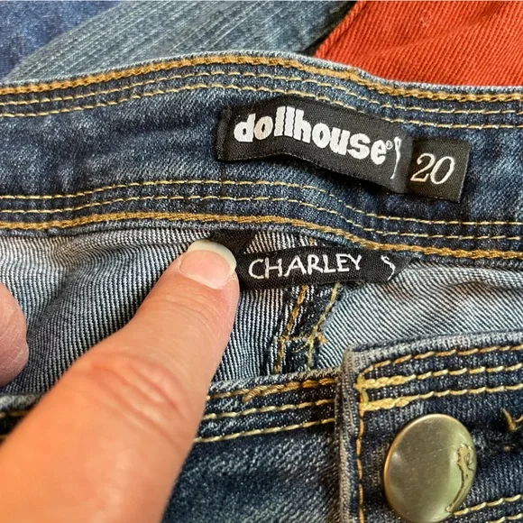 DOLLHOUSE Charley Jeans size 20 - Picture 4 of 5